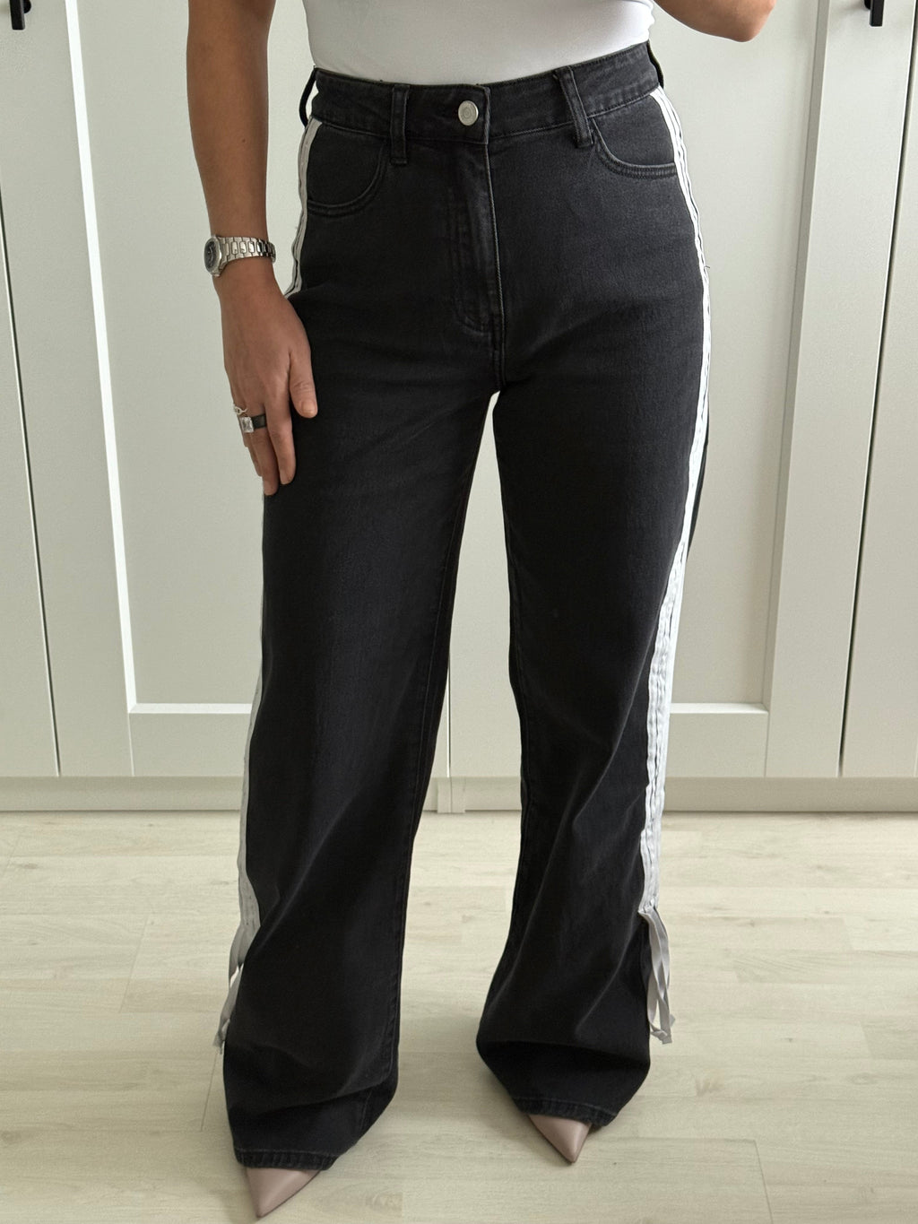 WIDE LEG STRIPE JEANS