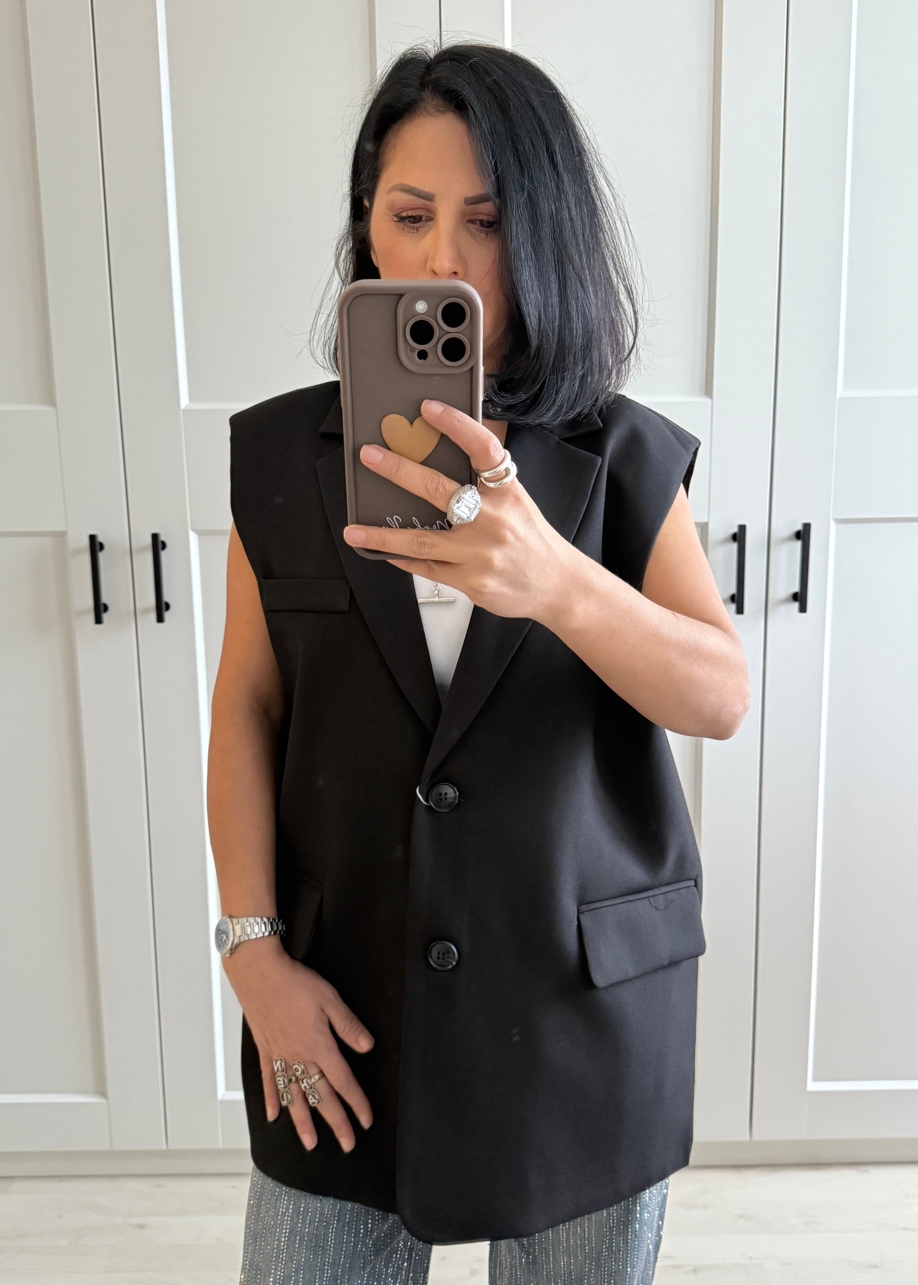 BLACK SPLIT STATEMENT VEST