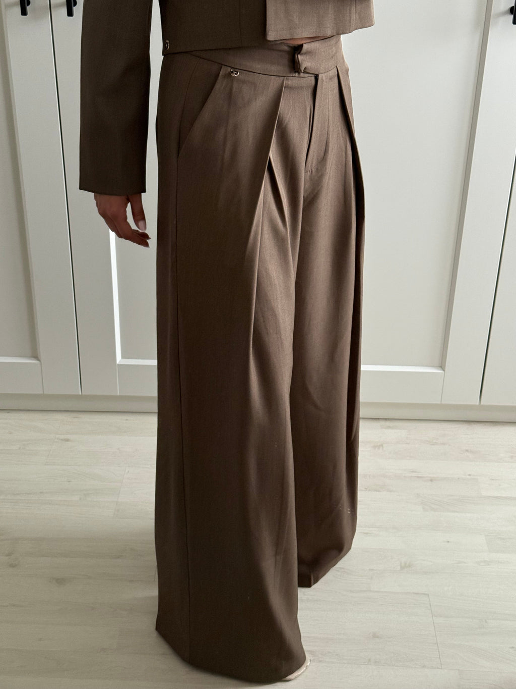 BROWN WIDE LEG PANTALON