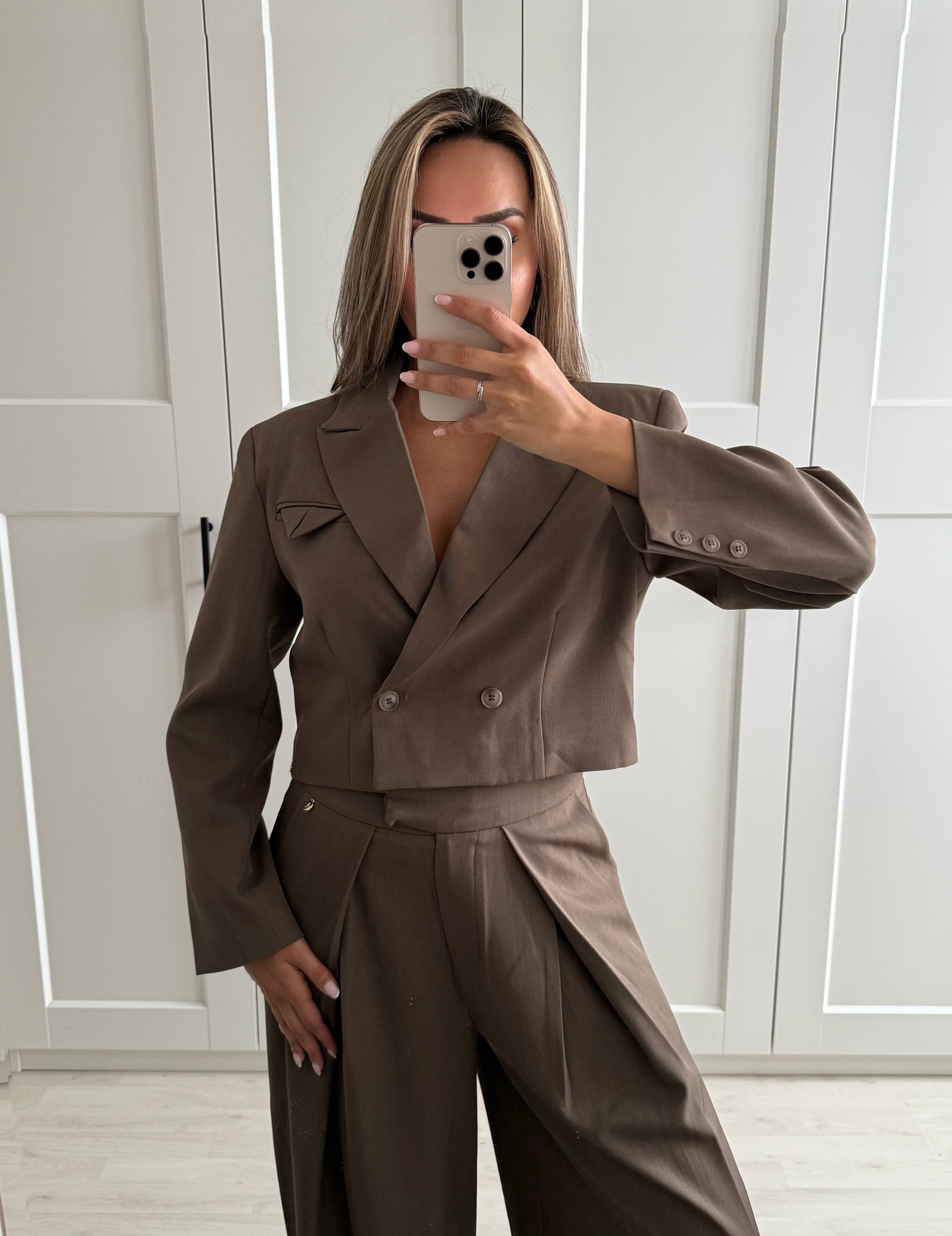 BROWN CROPPED BLAZER